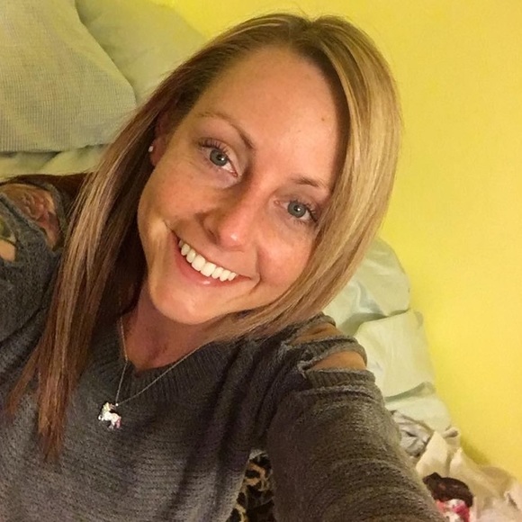 Meet your Posher, Lindsay - Picture 7 of 8